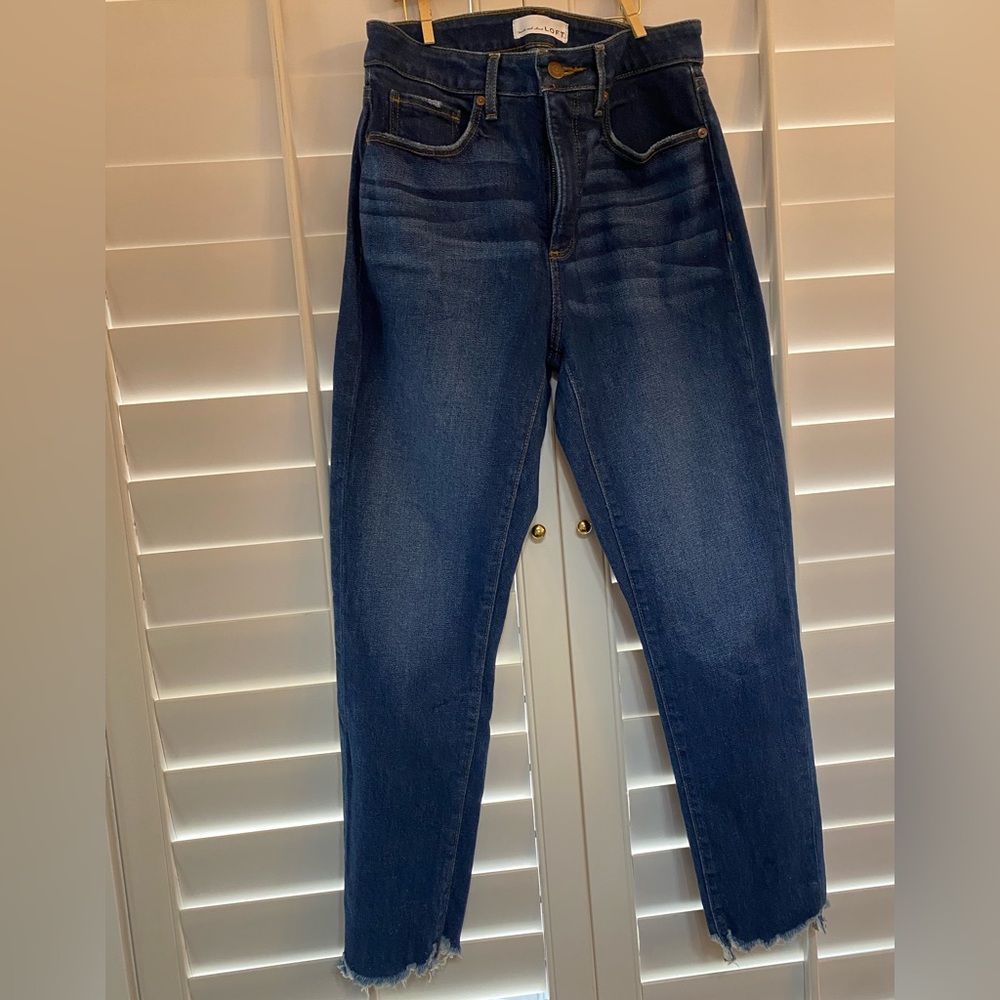 LOFT High Rise Dark Blue Jeans stylish frayed hem. Excellent Condition size 4/27